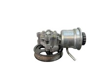 servopumpe at TOYOTA AVENSIS